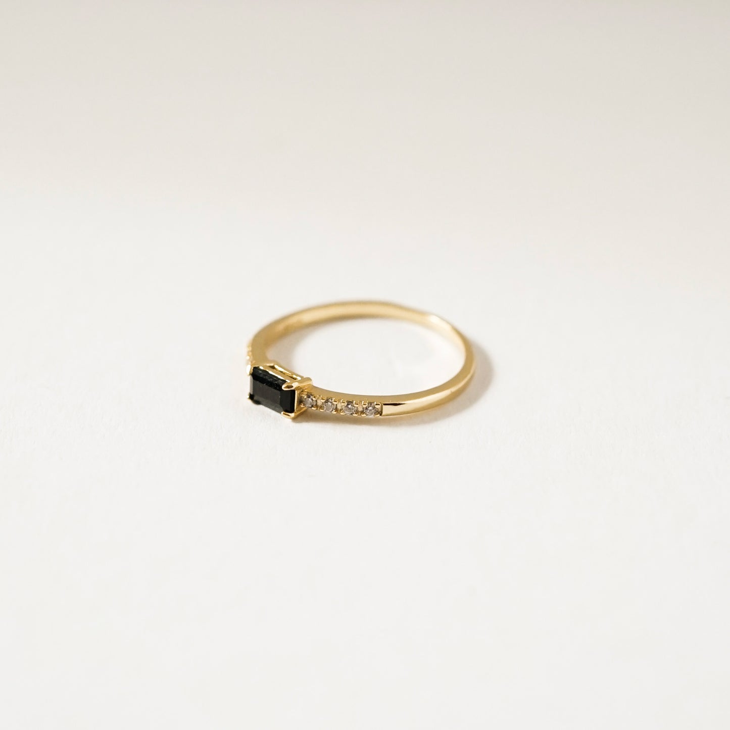 Hana Black Stone Ring