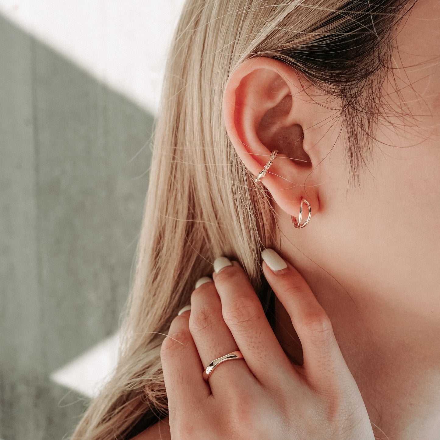 Viola Hoop Earrings