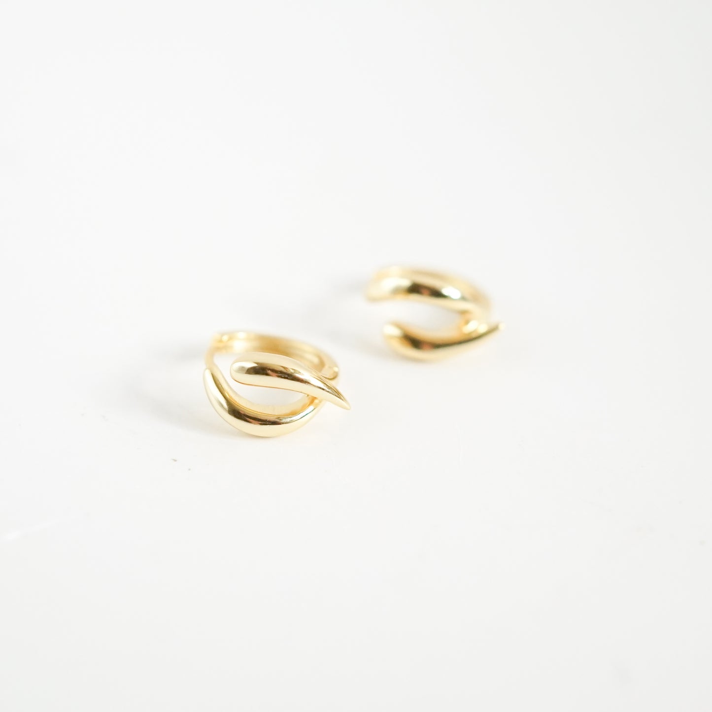 Sunniva Hoop Earrings