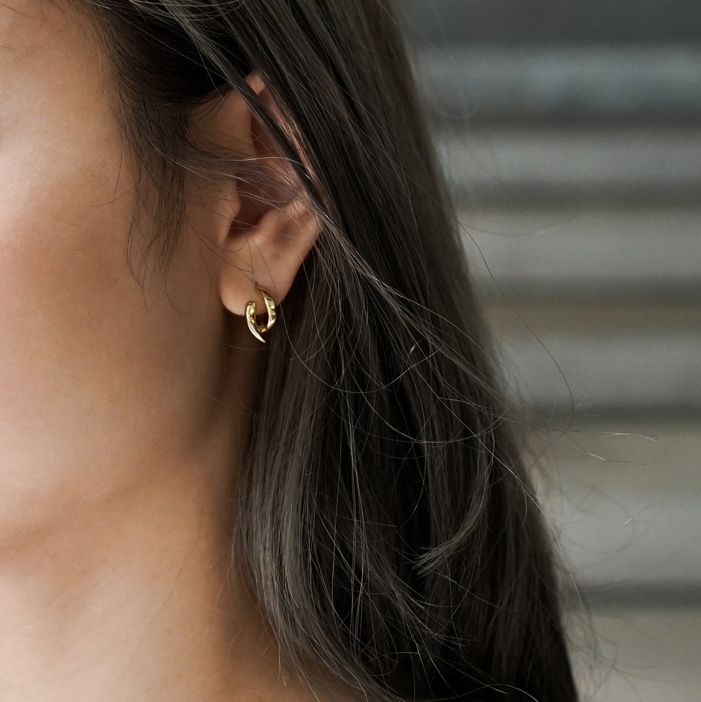 Sunniva Hoop Earrings
