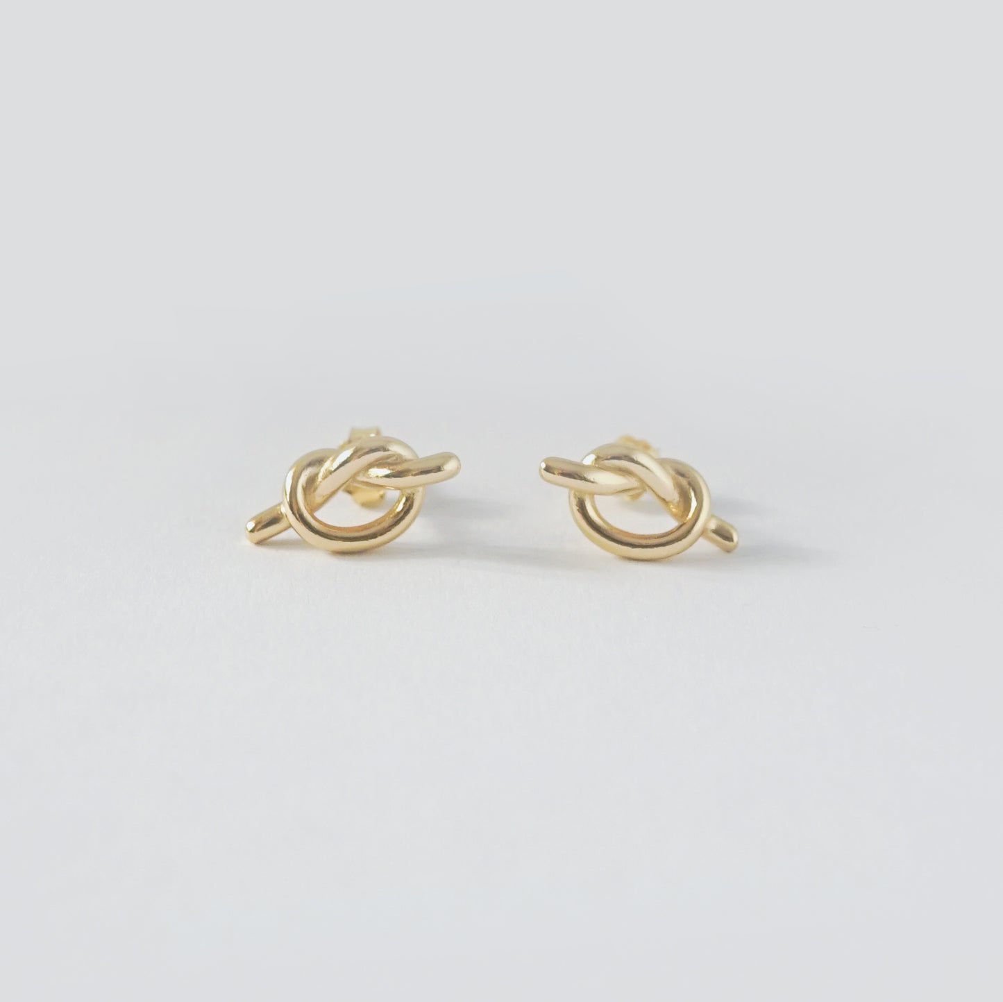 Sia Knot Earrings