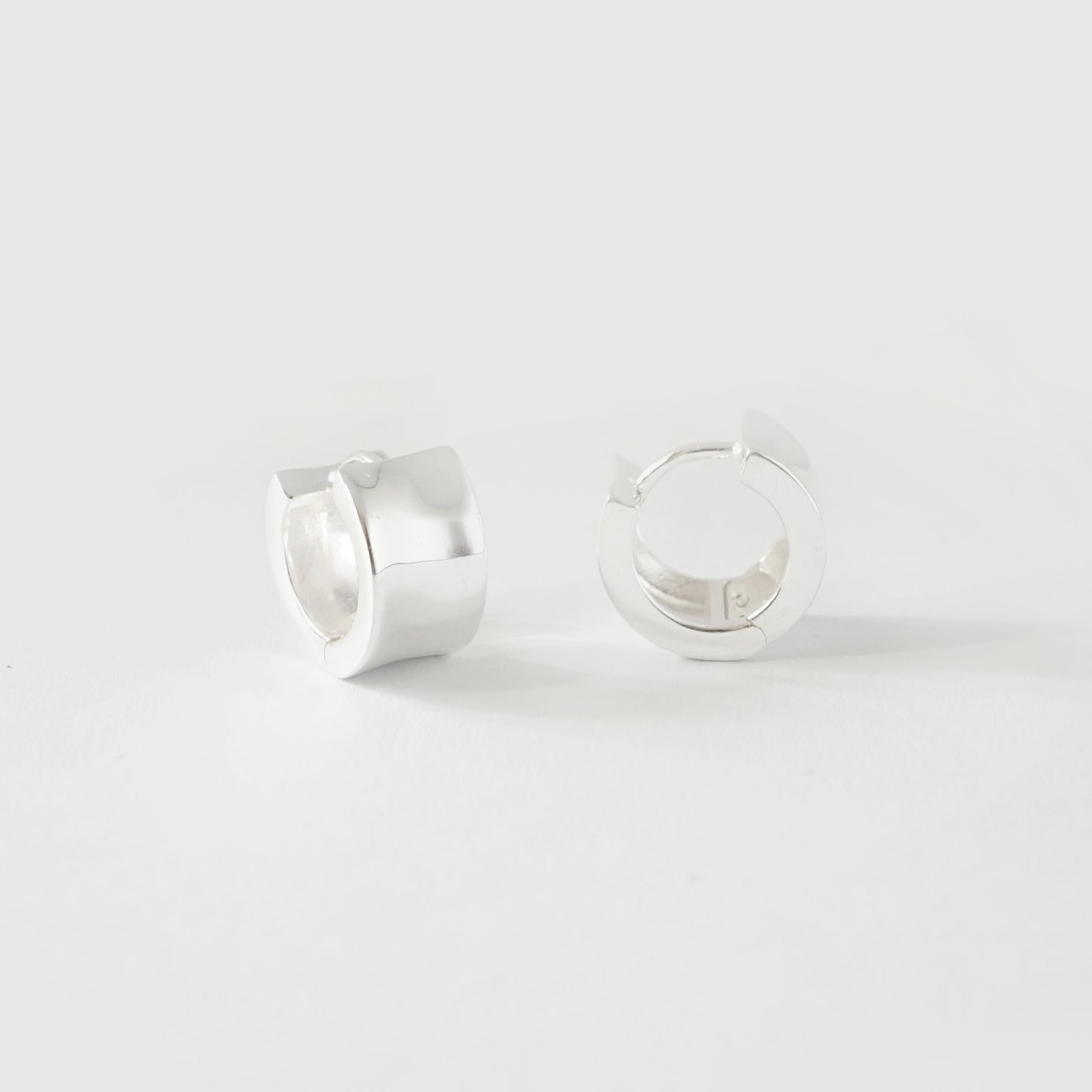 Senna Bold Hoop Earrings