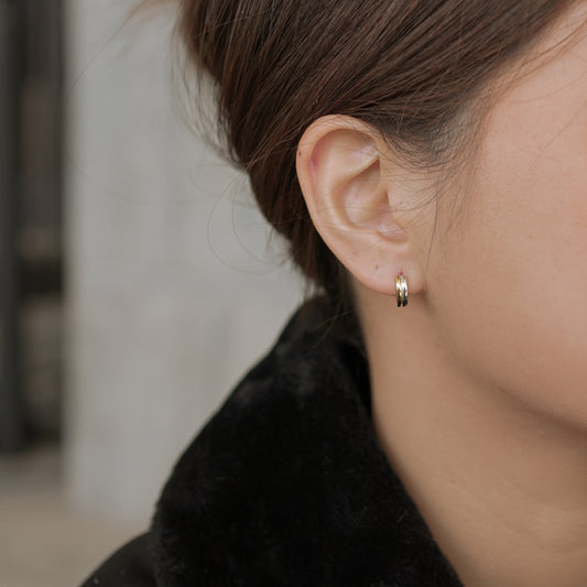 Quinn Two-tone Hoop Earrings