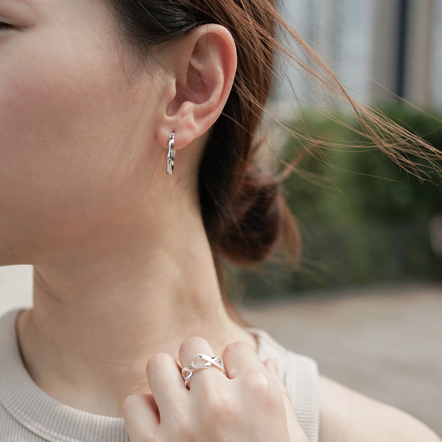 Suvi Hoop Earrings