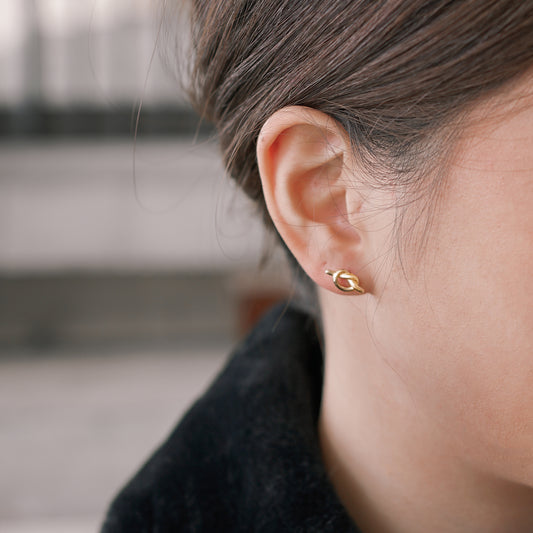 Sia Knot Earrings