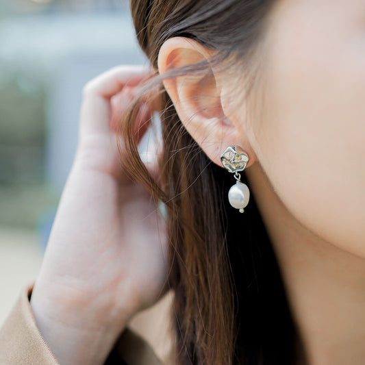 Cara Pearl Drop Earrings