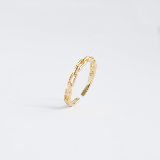 Dainty Chain Ring