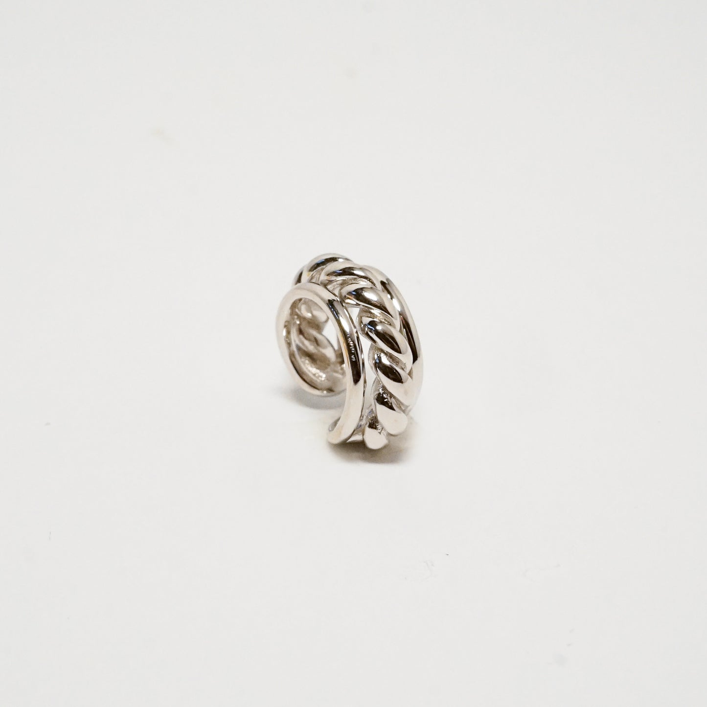 Spiral Bold Ear Cuff (Single)