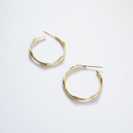 Lynn Hoop Earrings