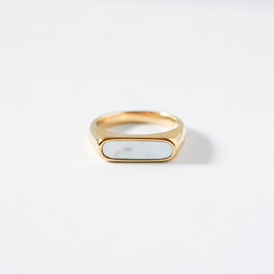 Mehri Signet Ring (Size 6)